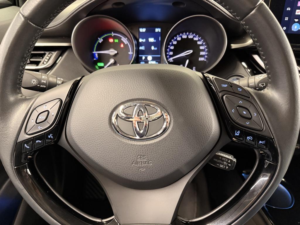 Toyota C-hr 1.8 hybrid dynamic | camera | navigatie |