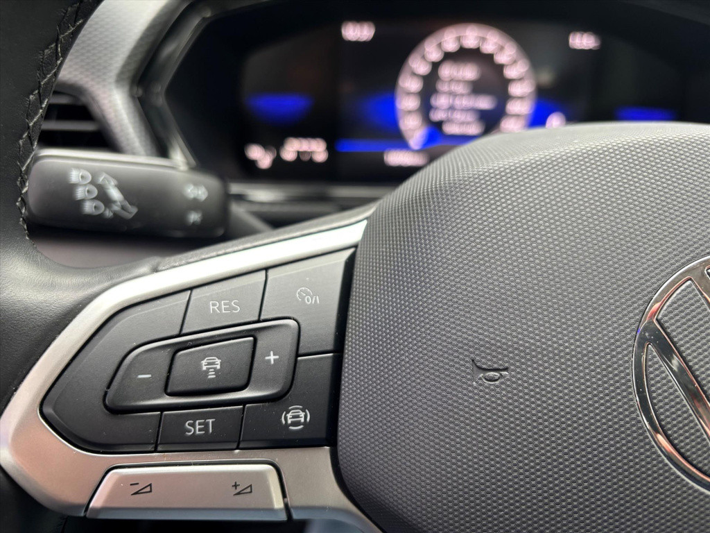 Volkswagen T-cross 1.0 tsi 95pk life apple carplay| adapt cruise| rijklaar 