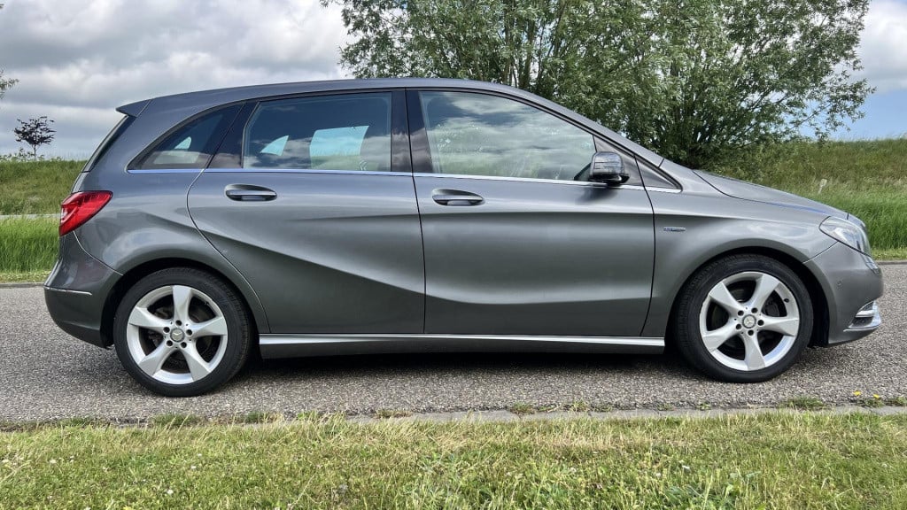 Mercedes-Benz B-Klasse 180 ambition