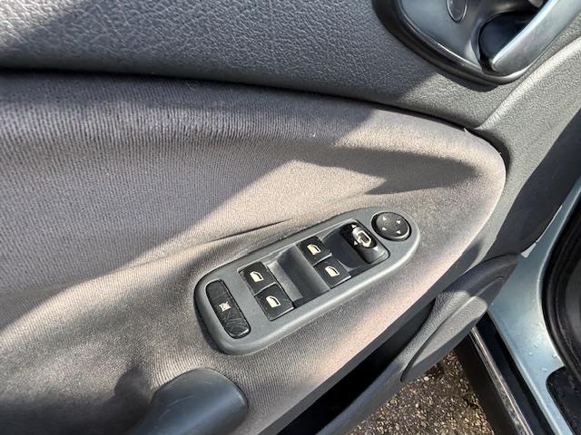 Citroen C5 berline 1.8-16v cool tech | airco | trekhaak | parkeerhulp voor 