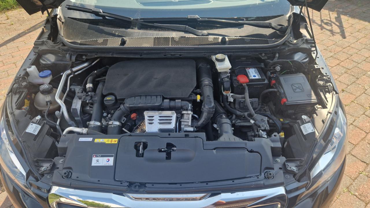 Peugeot 308 1.2 blue lion gt pakket