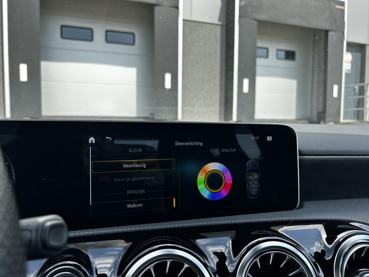 Mercedes A-klasse 200 AMG-LINE /GARANTIE/CARPLAY/APK/STOELV