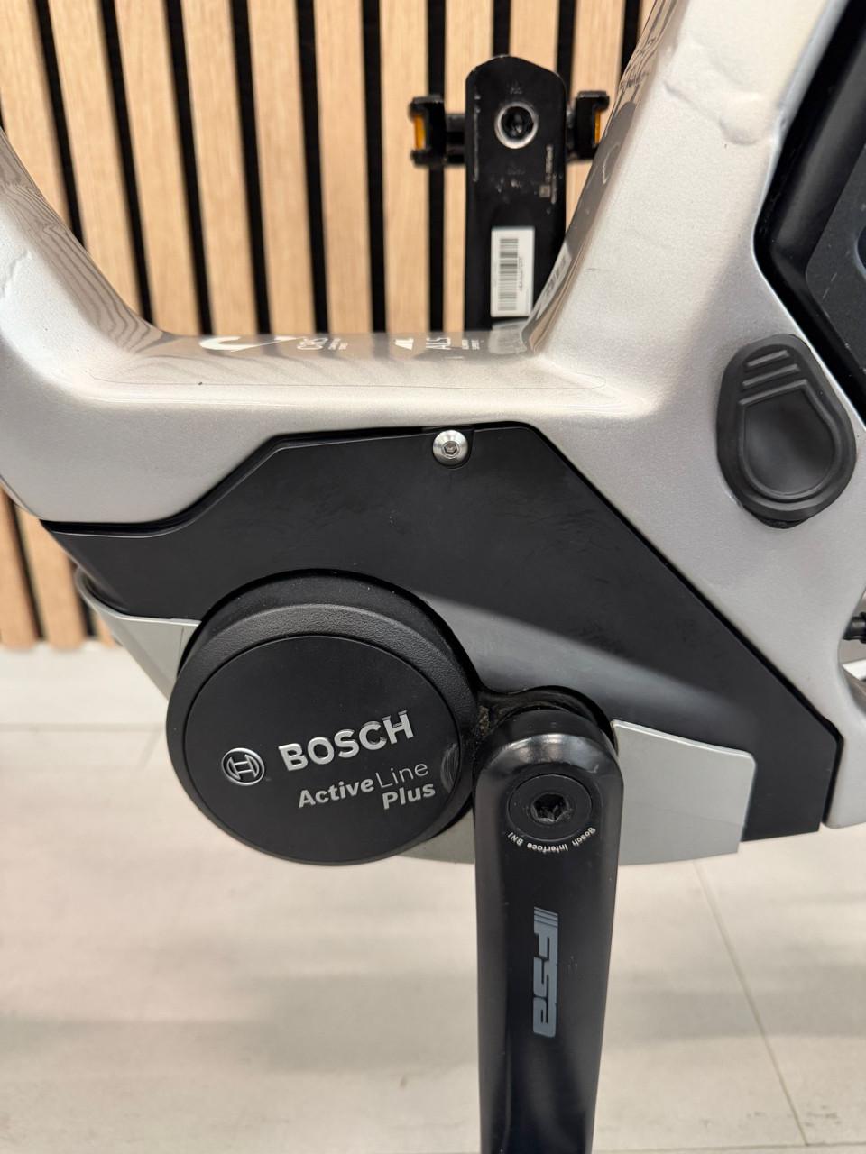 Cube Town EXC Bosch Active Line Plus 500Wh 46CM