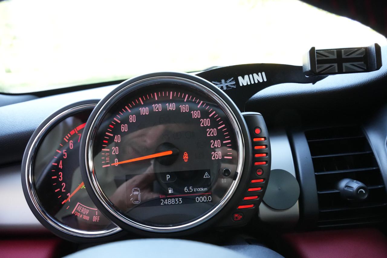 MINI Cooper S JCW Automaat. Led. Panoramadak. Cruise control.