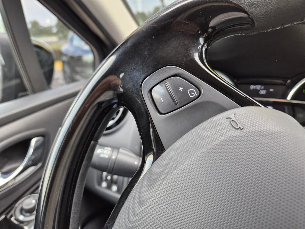 Renault Clio tce 90 dynamique climate control, navigatie, bluetooth, trekha