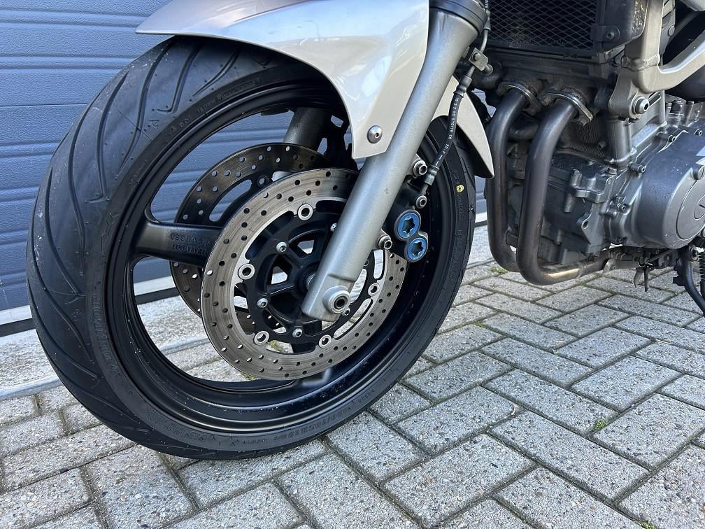 Mooie Yamaha TDM900 uit 2003 met slechts 29980 km, topkoffer €3300,-