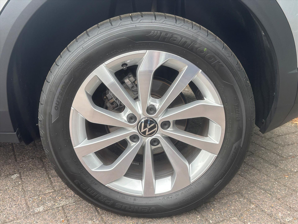 Volkswagen T-roc 1.5 tsi 150pk 7-dsg| carplay| camera|auto park| dode hoek|
