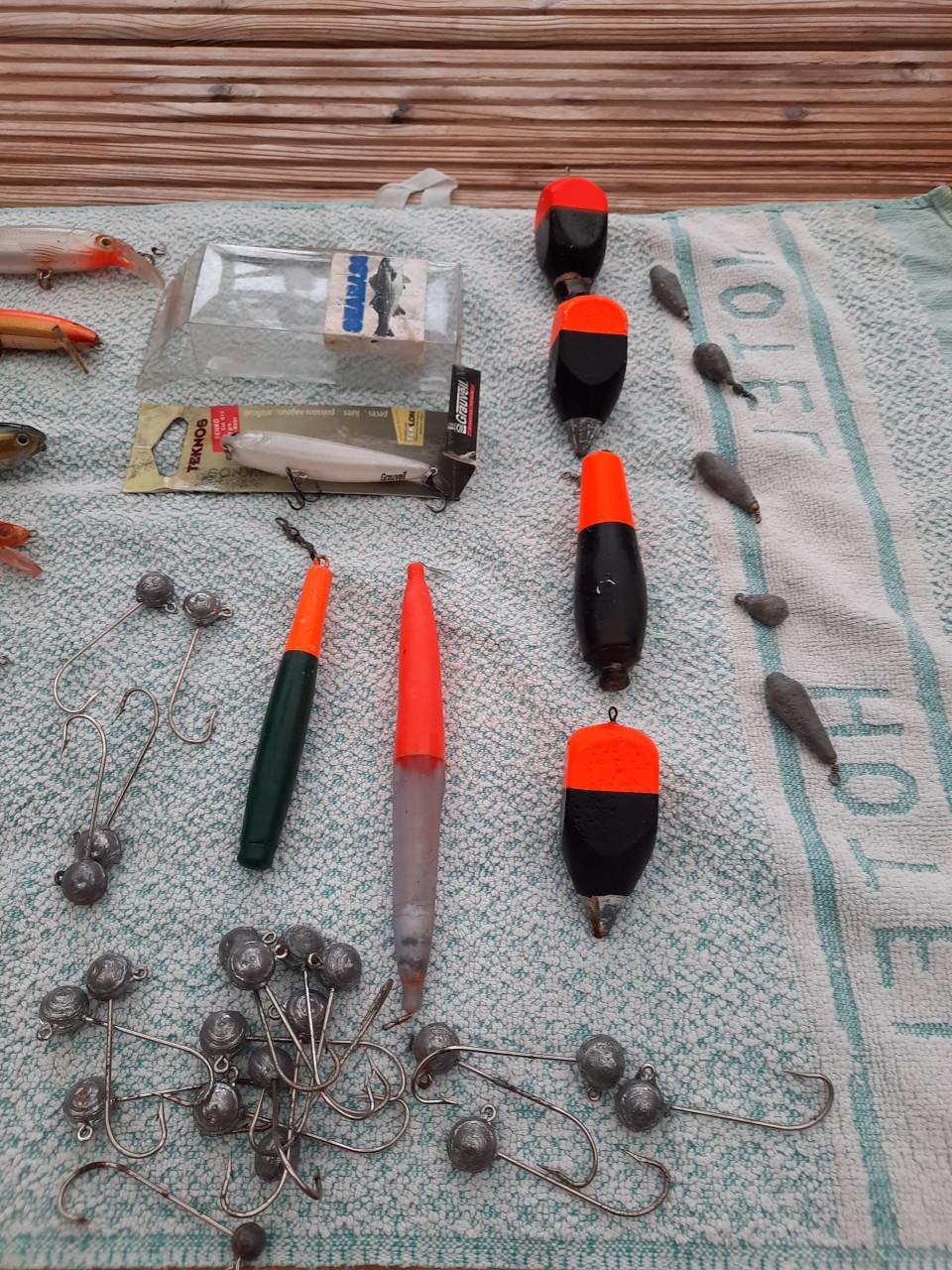 Ter overname ,vis spullen