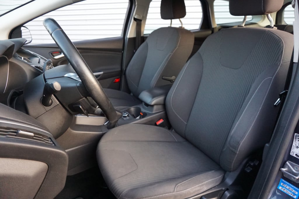 Ford Focus wagon 1.0 ecoboost edition plus climate / navi / cruise / elektr