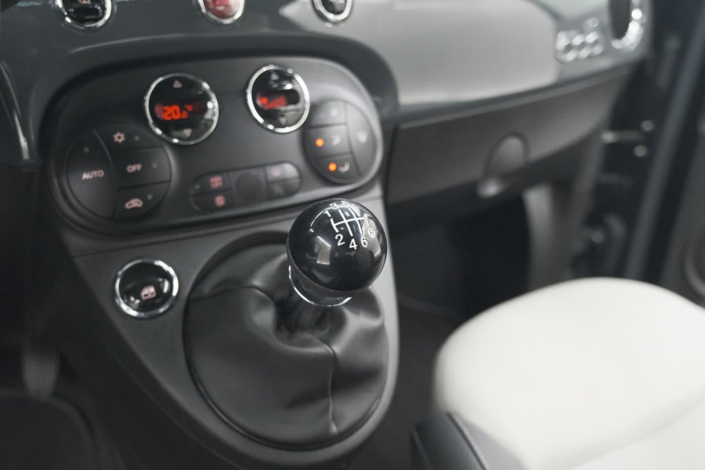 Fiat 500 1.0 hybrid dolcevita | panoramadak | apple carplay | parkeersensor