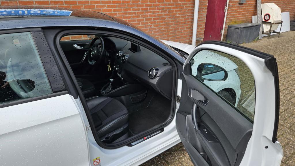 Audi A1 Sportback 1.4 tfsi pro line s