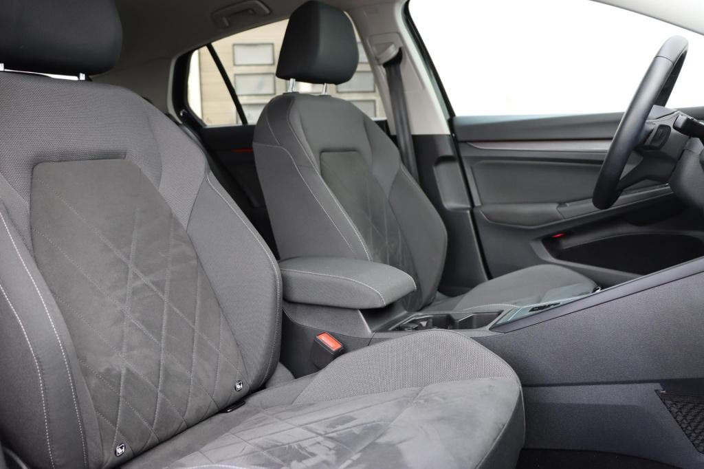 Volkswagen Golf 1.4 ehybrid style 204pk dsg6 | iq.light | stoel- en stuurve