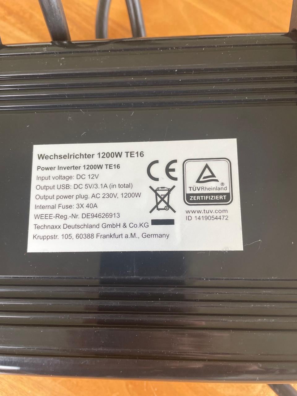 Technaxx TE16 Omvormer  (camper)