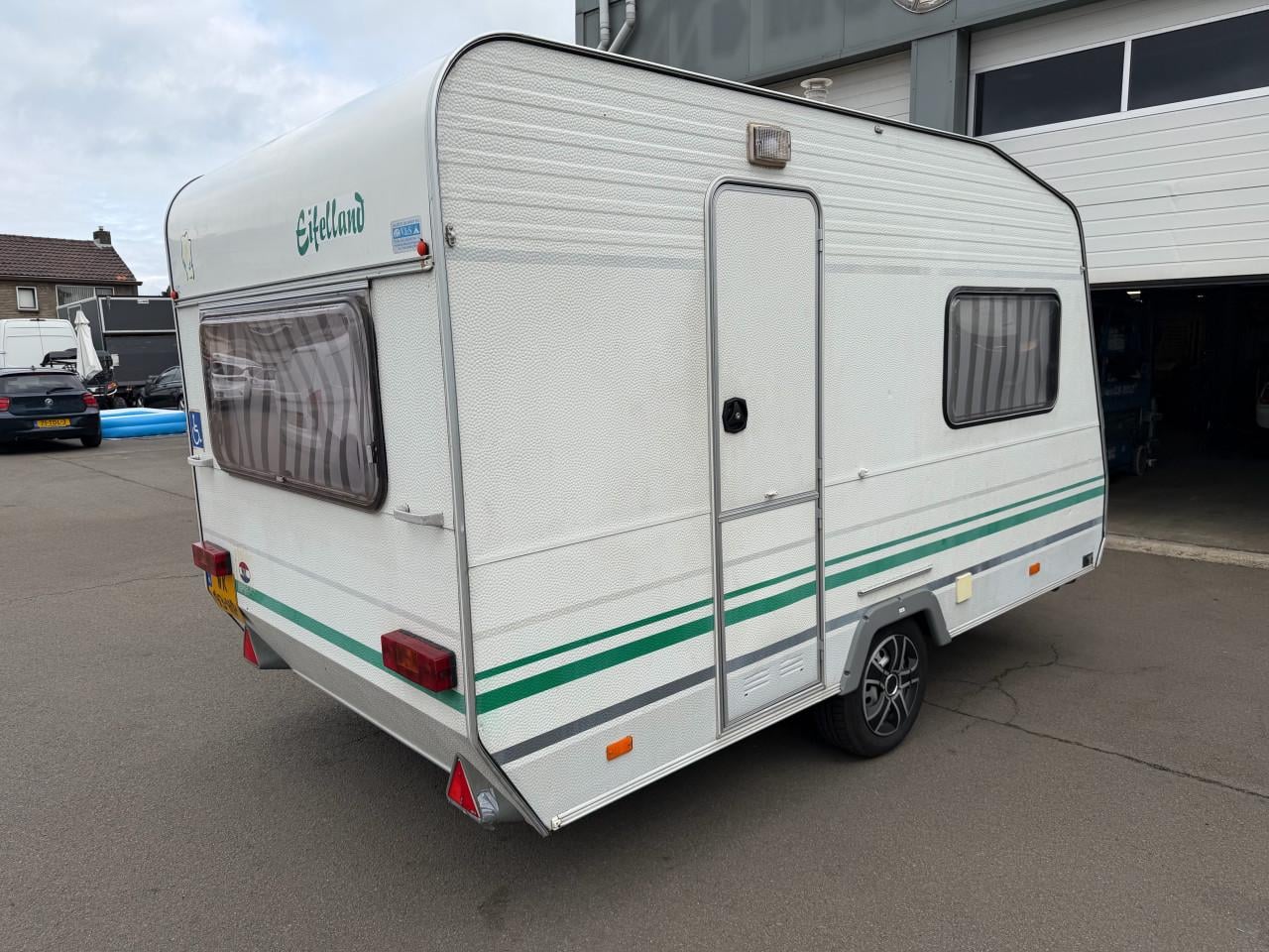 Caravan Eifelland 8004  (595 KG)