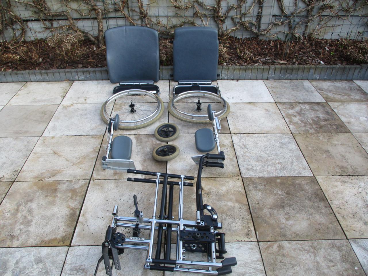 Zeer degelijke Ortopedia opvouwbare rolstoel met Comfort beensteunen