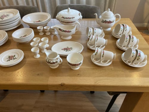 Wedgwood Briar Rose servies