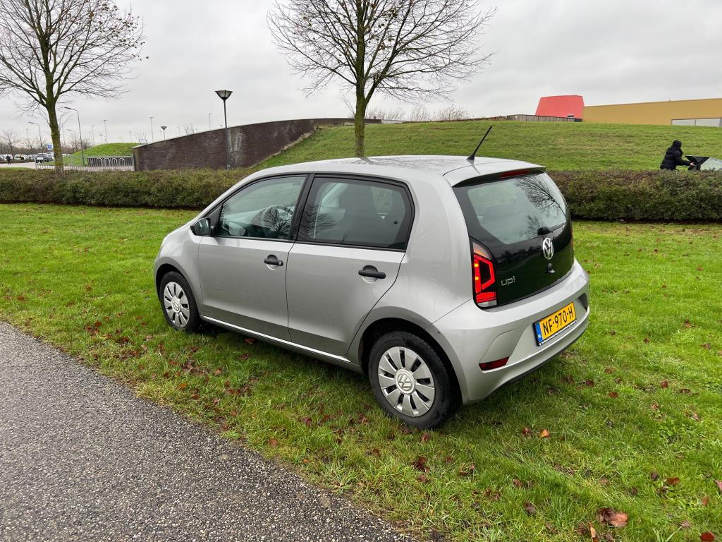 Volkswagen UP! 1.0 bmt take up!