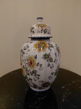 F.G. Ceramische Artistische dekselvaas