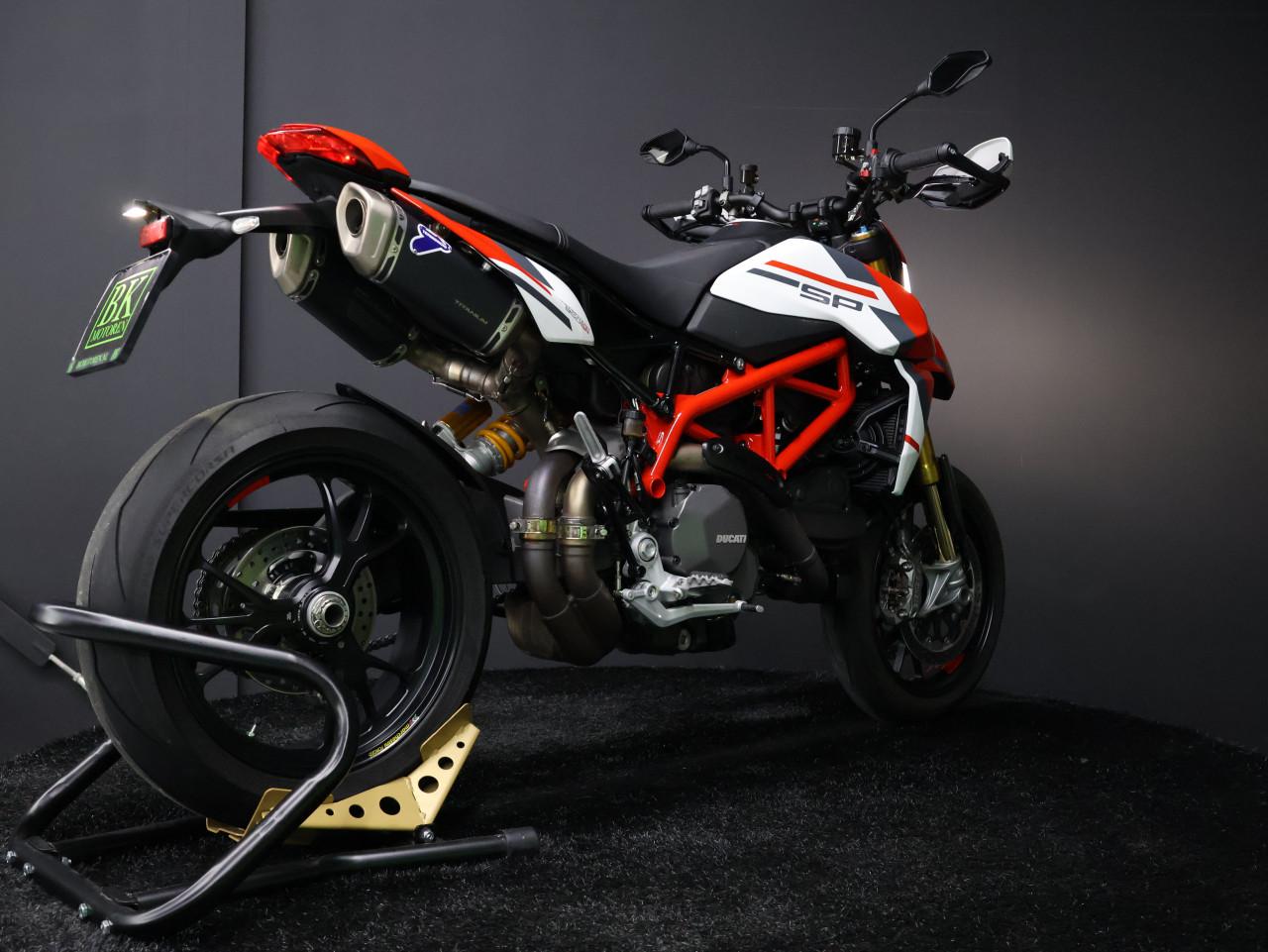 HYPERMOTARD 950 SP | Termignoni | Carbon