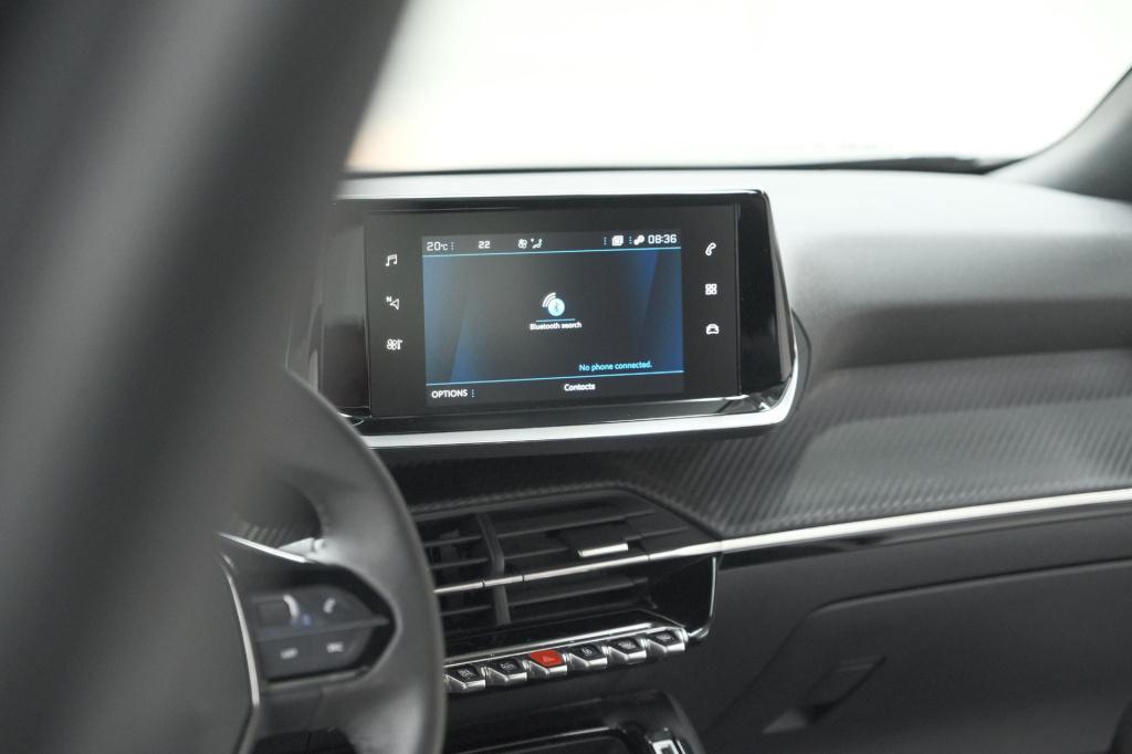 Peugeot 2008 puretech 100 active pack | allseason banden | parkeersensoren 