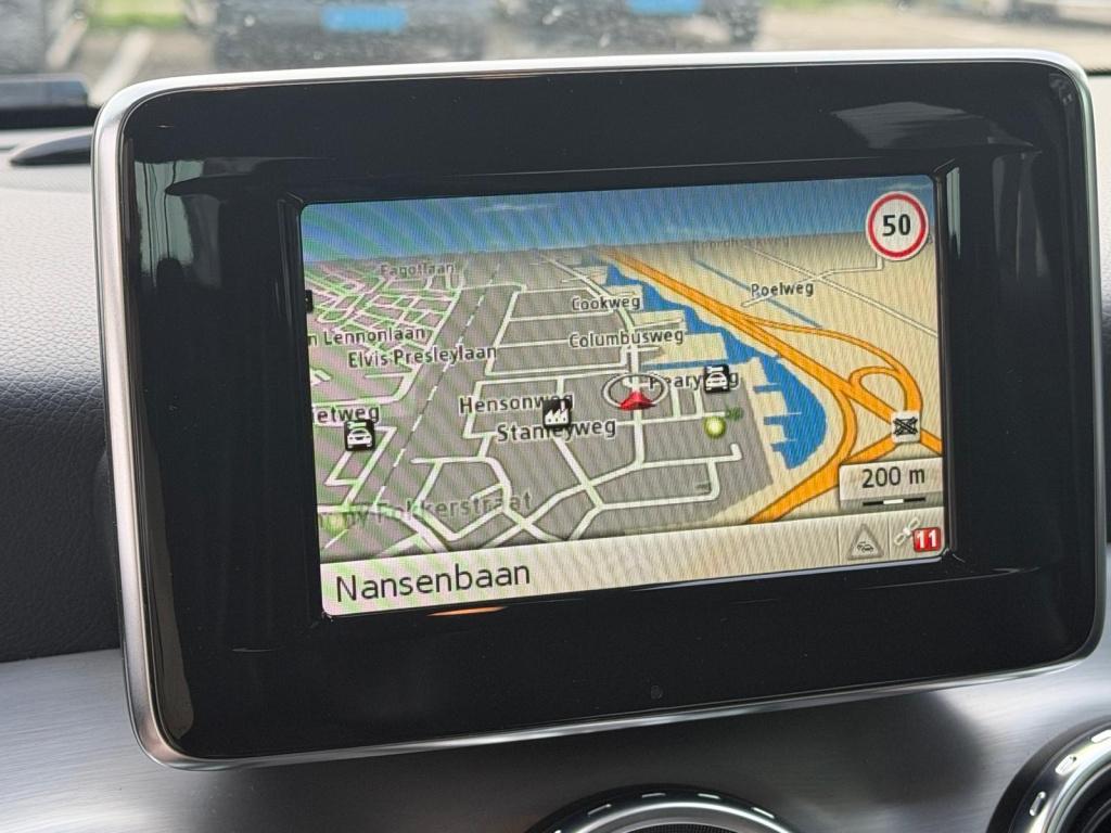 Mercedes-Benz Gla-klasse 200 ambition amg line l stoelverwarming l intellig