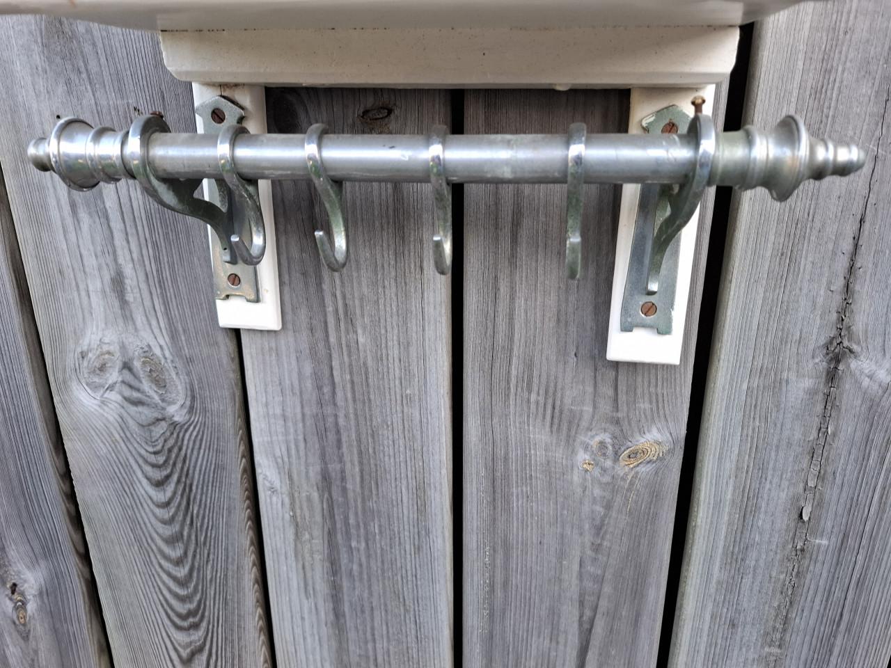 Zeer apart keukenkastje