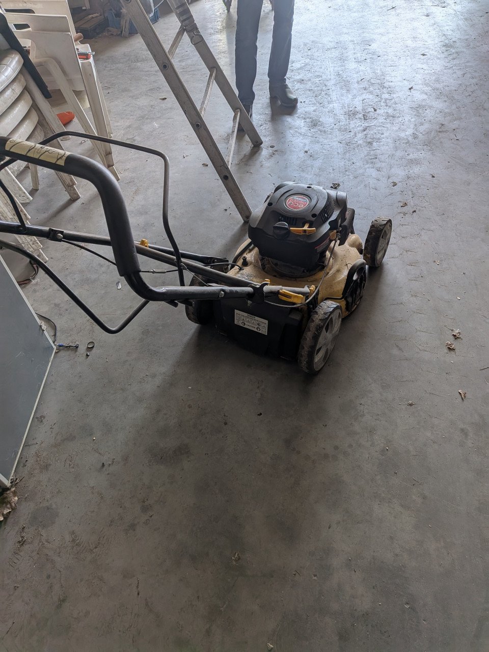PowerPlus Grasmaaier met goede motor.