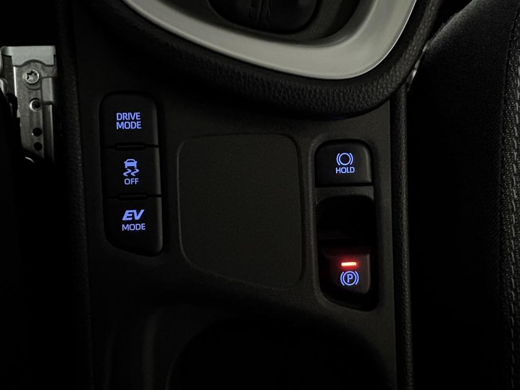 Toyota Yaris Cross 1.5 hybrid first edition | bsm | stoelverwarming | camer