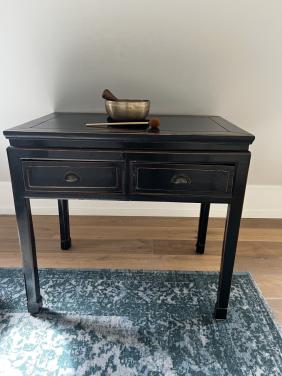 Sidetable in rustieke stijl