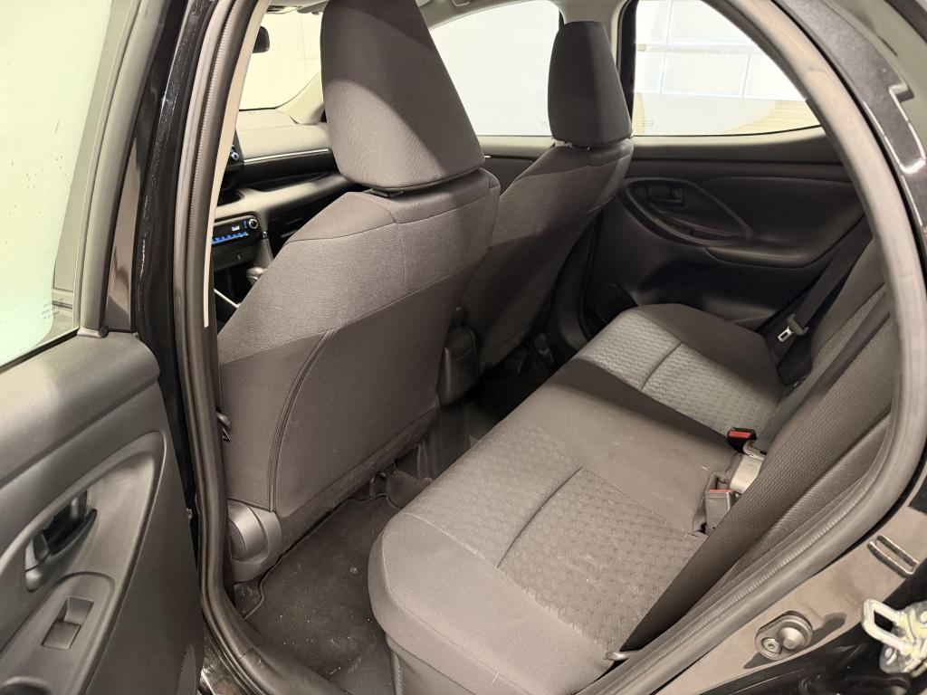 Toyota Yaris 1.5 hybrid dynamic| camera| adap.cruise| keyless| carplay