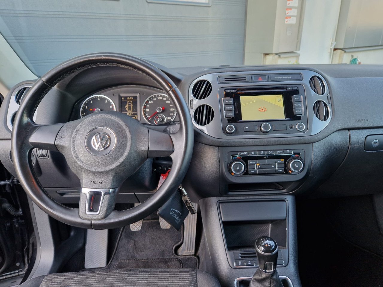 TE KOOP VOLKSWAGEN TIGUAN 1.4 TSI SPORT&STYLE R-LINE EDITION  EURO 5
