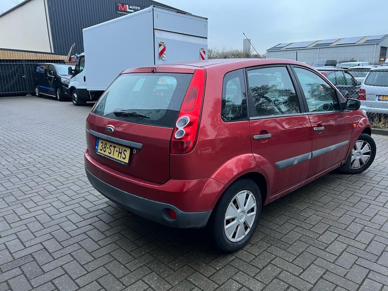 Ford Fiesta 1.3-8V Champion 137.823Km Jaar Apk