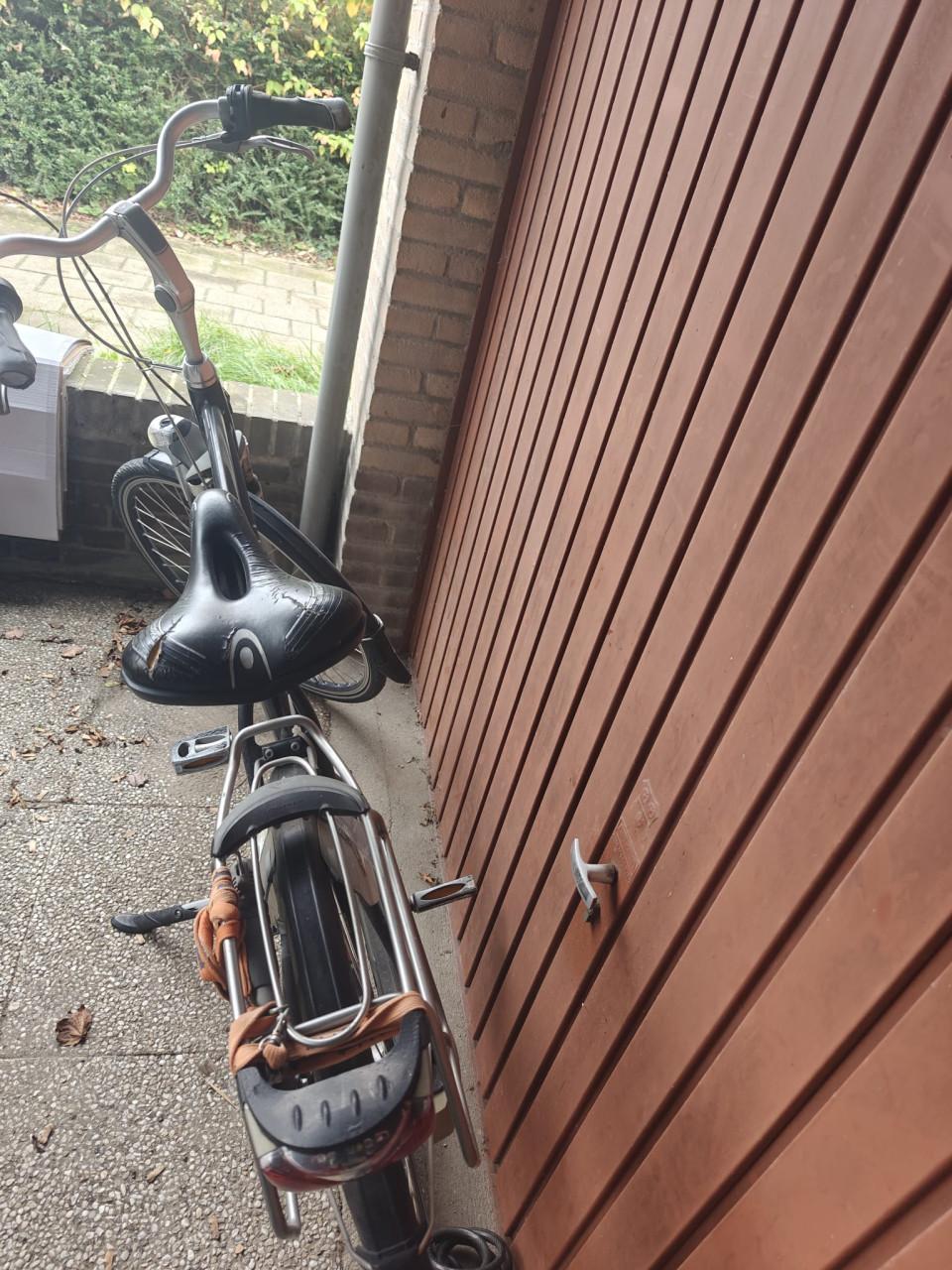 Opknap herenfiets gazelle. GERESERVEERD