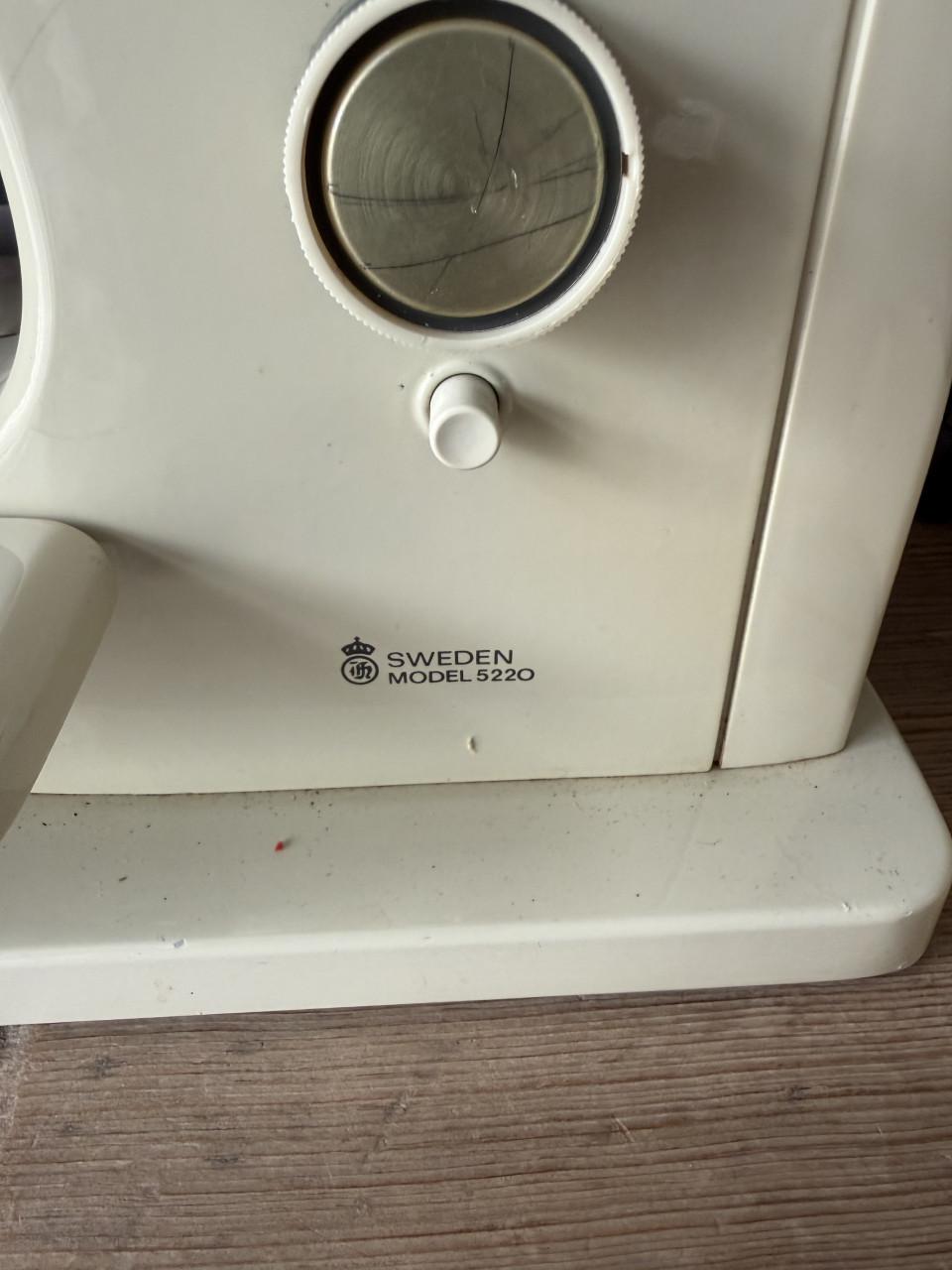 Husqvarna Practica II Naaimachine model 5220