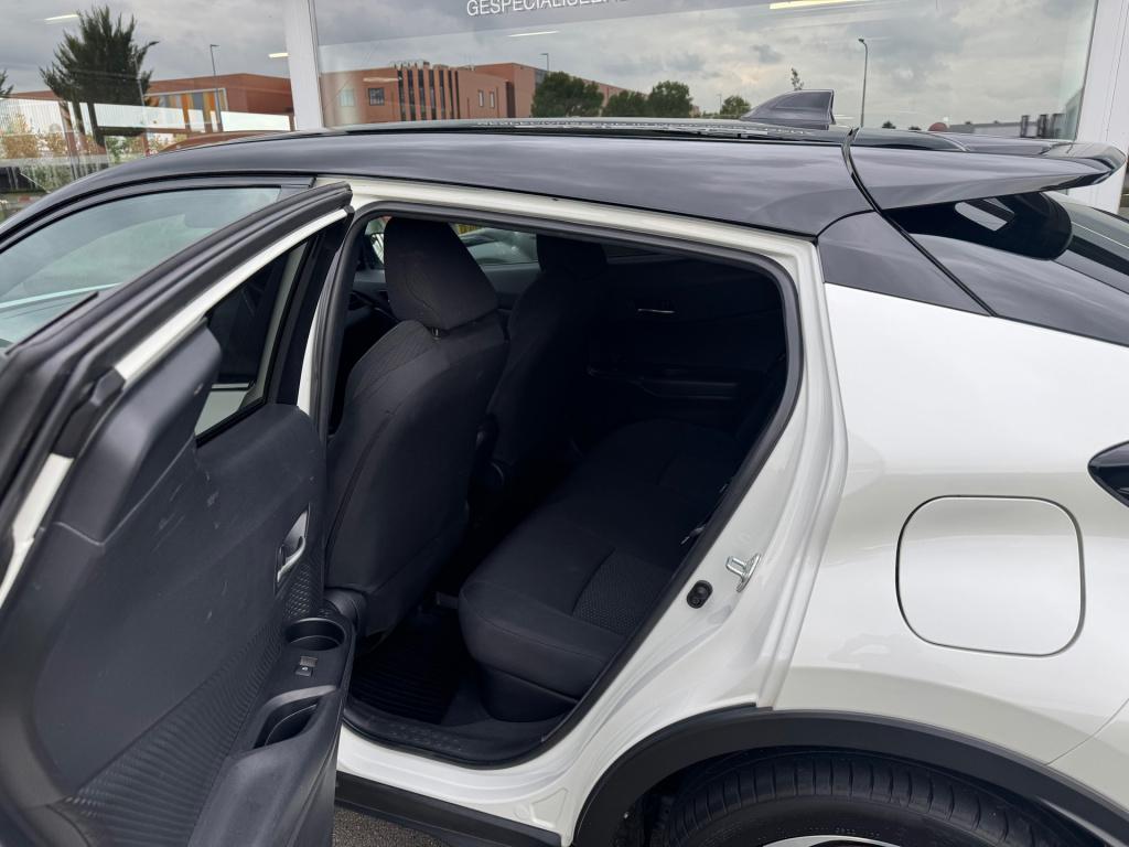 Toyota C-hr 1.8 hybrid style
