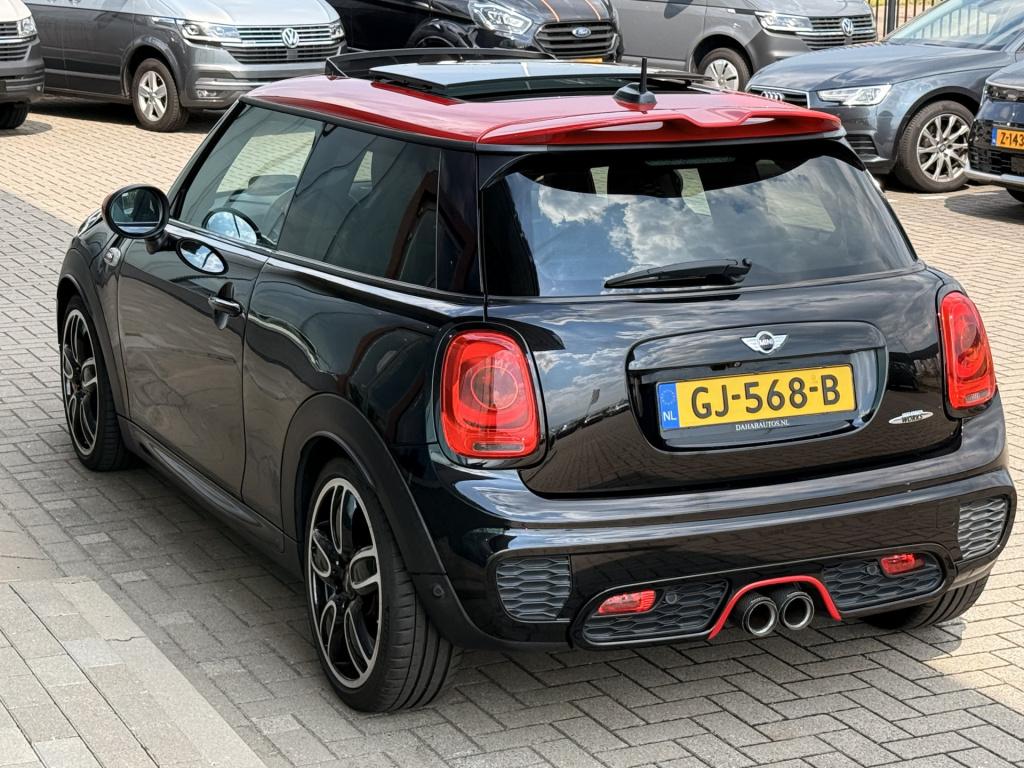 Mini 3-deurs 2.0 john cooper works s 232pk | acc | pano | head-up | harman 