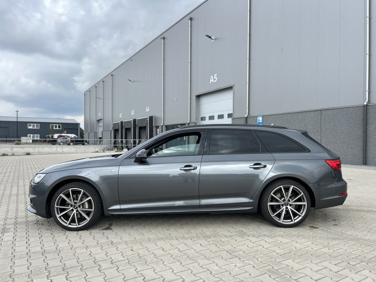 Audi A4 Avant 2.0 TDI quattro Sport S-LINE/TREKH/APK/S4/