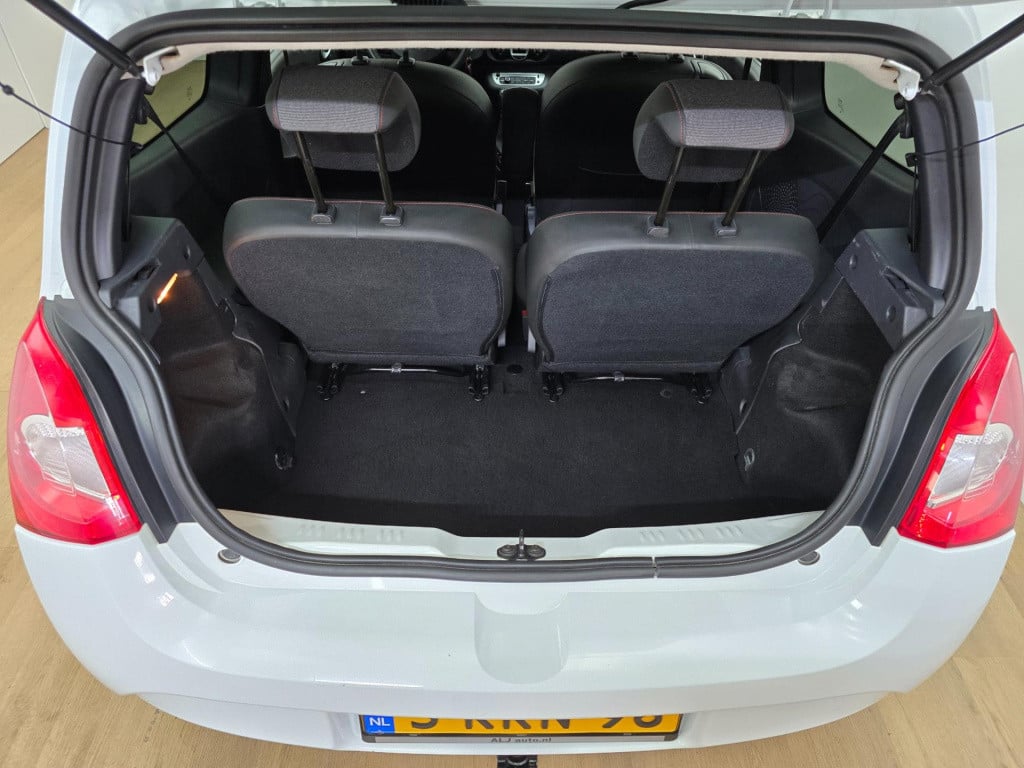 Renault Twingo occasion 1.2 16v dynamique met bluetooth radio en clima airc