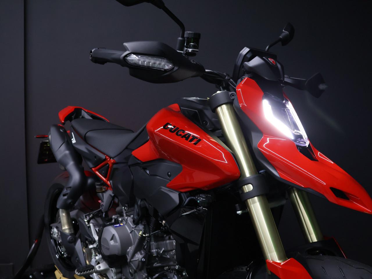 HYPERMOTARD V2 | BTW Motor