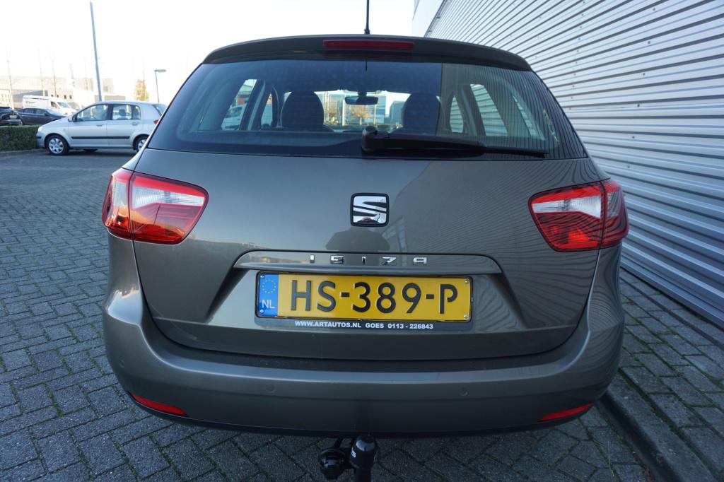 Seat Ibiza st 1.0 ecotsi style connect airco / navi / cruise / parkeersens.