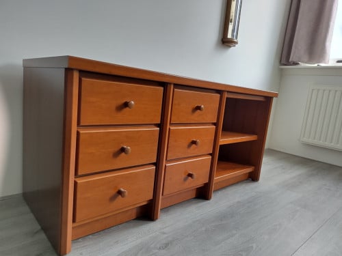 Boekenkast + dressoir