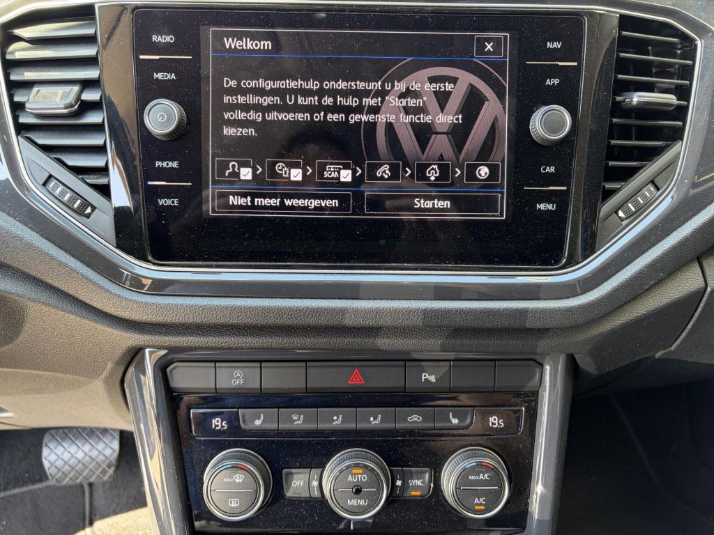 Volkswagen T-roc 1.5 tsi sport dsg virtuele cockpit |navigatie|trekhaak