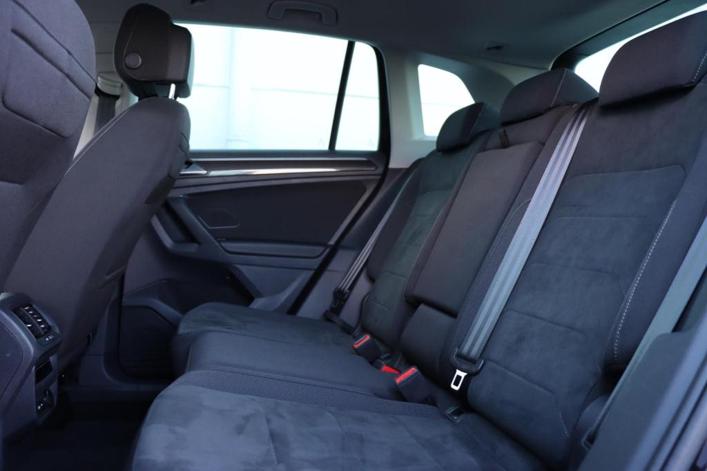 Volkswagen Tiguan 1.4 tsi elegance 245pk dsg6 | soh 88,6% |