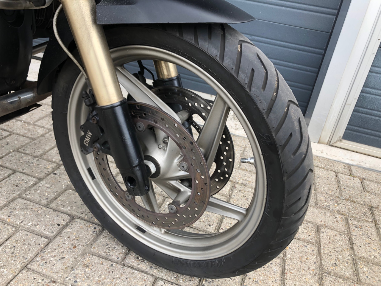BMW R1200GS. 2010 met 142 dkm, ABS, valbeugel, zijkoffers rijklaar €5250,-