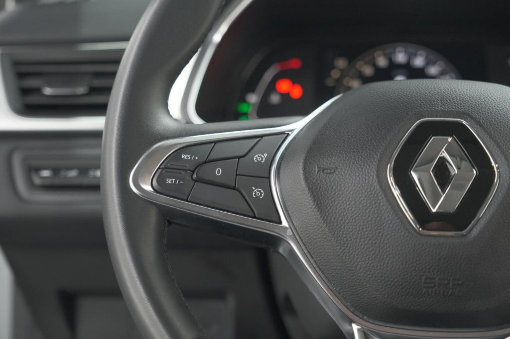 Renault Captur tce 130 intens | camera | stoelverwarming | apple carplay | 