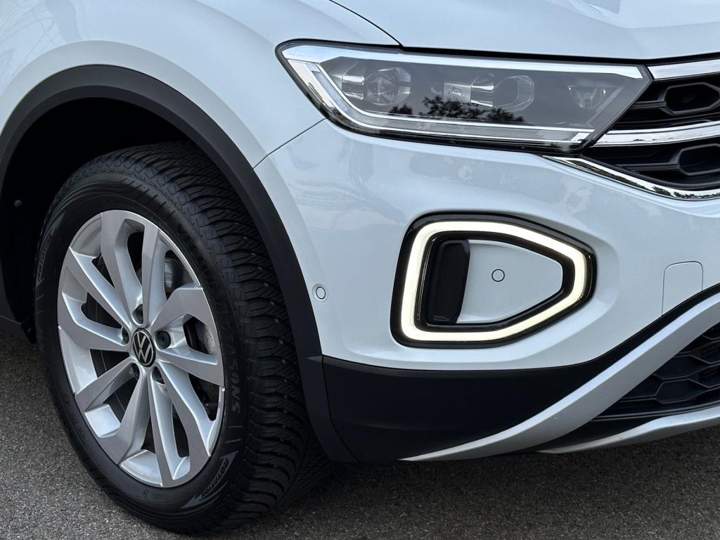 Volkswagen T-roc 1.5 tsi 150pk dsg style | trekhaak | navi | iq light | ada