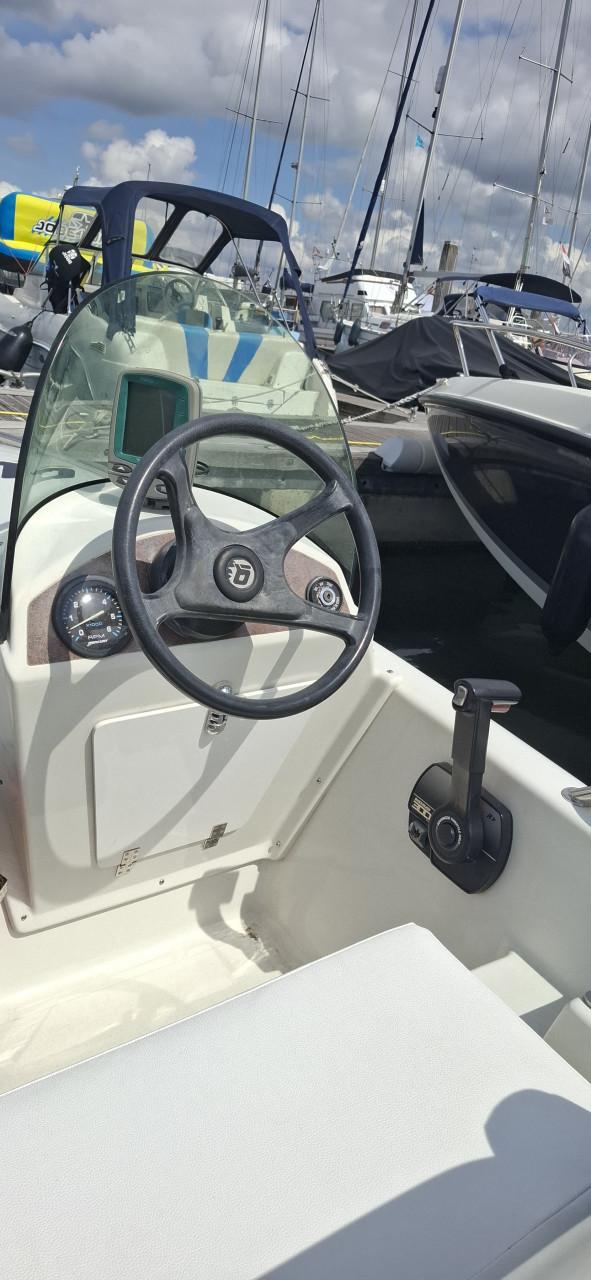 Quicksilver 425 inclusief trailer