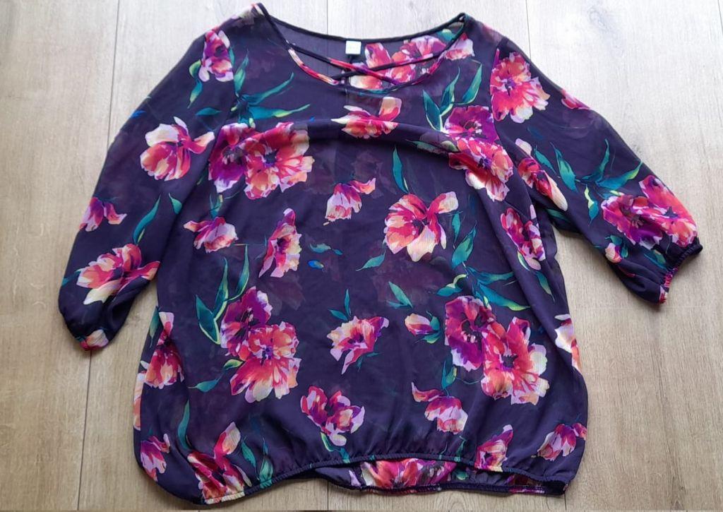 🌸 5 leuke blouses – maat 52 – €12,50 voor alles!