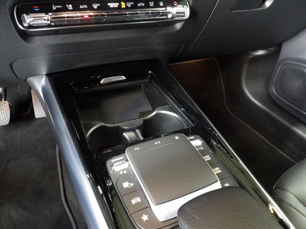 Mercedes-Benz Gla-klasse 250 e 218pk 8g-dct business solution luxury limite