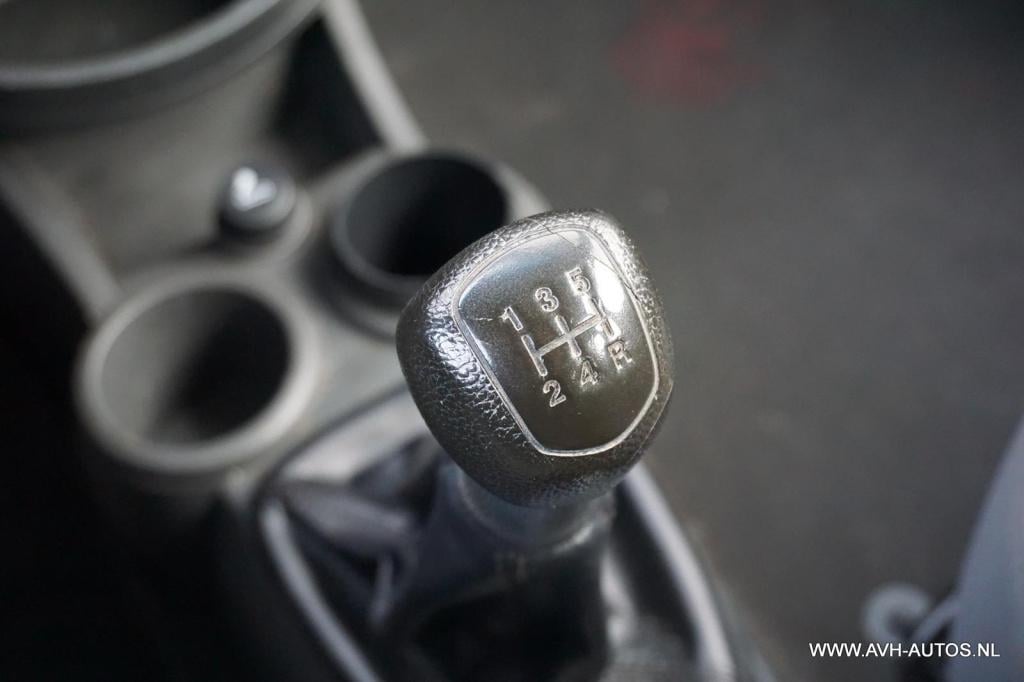 Chevrolet Spark 1.0 16v ls